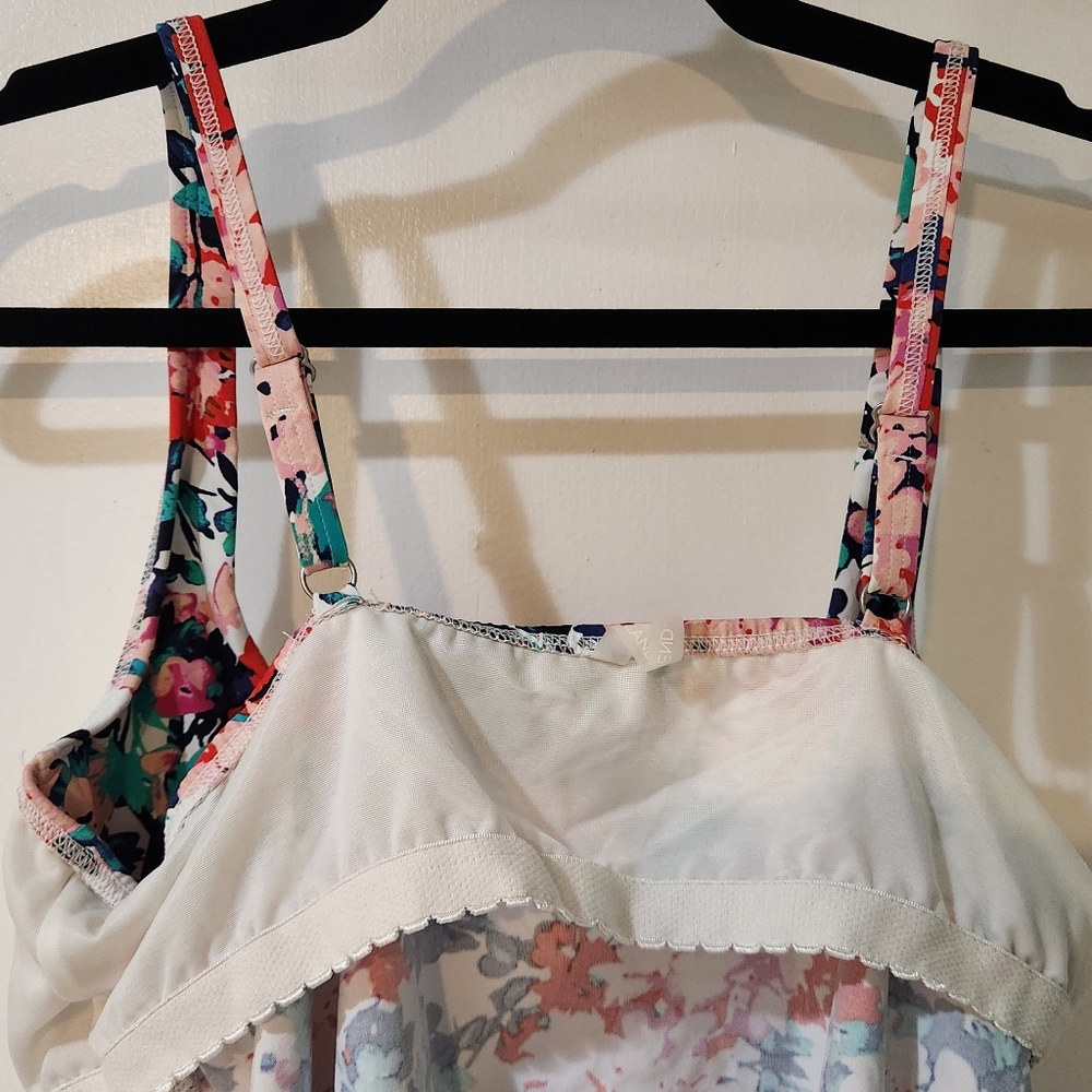 Women's Lands' End Floral Tankini Top, Size 12(Medium) - Picture 11 of 11